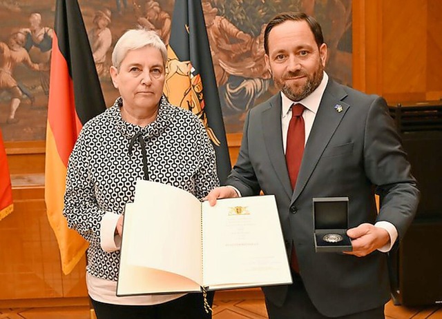 Staatssekretr Florian Hassler (rechts) und Elke Gabel (links)  | Foto: Staatsministerium Baden-Wrttem