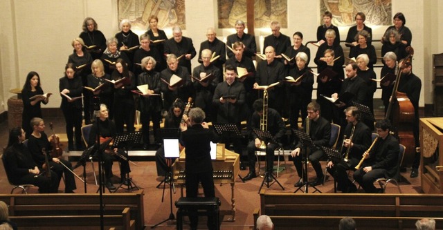 Die Kantorei Rheinfelden zusammen mit dem Barock-Orchester beim Konzert  | Foto: Rolf Reimann