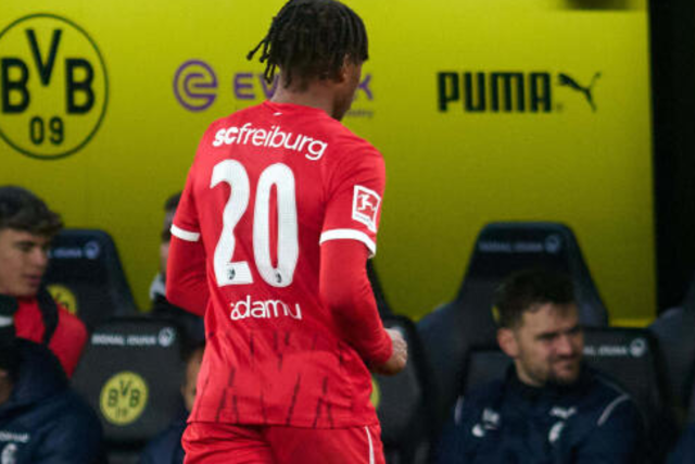 SC-Freiburg-Strmer Junior Adamu fr drei Spiele gesperrt