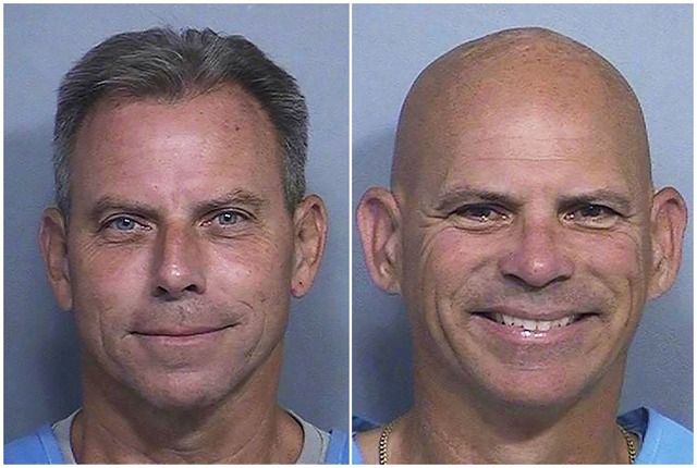 Erik Menendez (l) und sein Bruder Lyle...aft verurteilt - kommen sie bald frei?  | Foto: Uncredited/California Dept. of Corrections  via AP/dpa