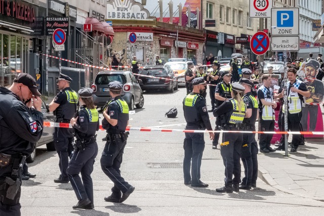 Der vor Gericht stehende 39-J&auml;hri...izisten losgegangen sein. (Archivfoto)  | Foto: Bodo Marks/dpa