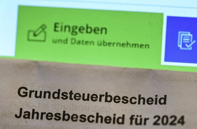 In Maulburg sorgen sich viele Grundbes...rm vor dem neuen Grundsteuerbescheid.   | Foto: Bernd Weibrod (dpa)