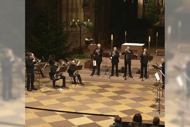 Sthlinger Brass, die Blser der Herz-Jesu-Kirche Freiburg, spielen zum Advent und zu Weihnachten im Freiburger Mnster