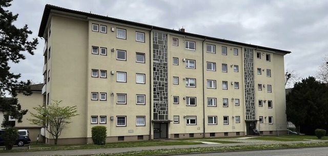 Die Schwarzwaldstrae 2 bis 4 in Mllh...t zum Eigenbetrieb Wohnungswirtschaft.  | Foto: Alexander Huber