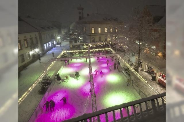 Eisbahn in Mllheim geffnet