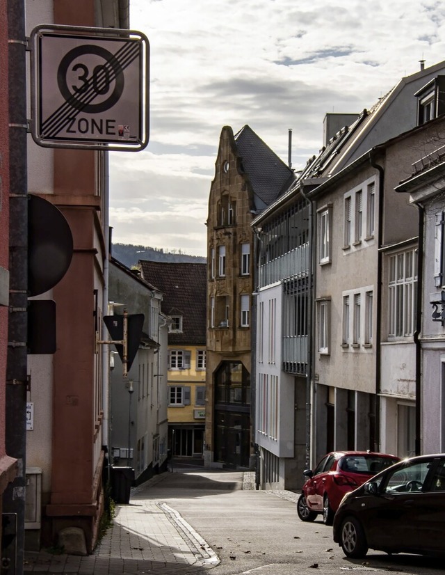 Die Durchfahrt auf den Urteilsplatz ist knftig nicht mehr mglich.  | Foto: Marius Alexander