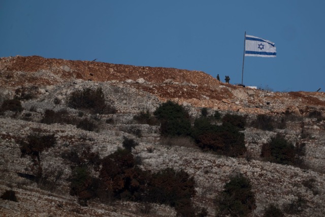 Nach Beginn der Waffenruhe herrscht im Libanon Aufatmen, aber auch Skepsis  | Foto: Leo Correa/AP