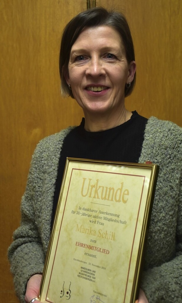 Marika Schill wurde zum Ehrenmitglied ...arrenvereins  Kiechlinsbergen ernannt.  | Foto: Roland Vitt