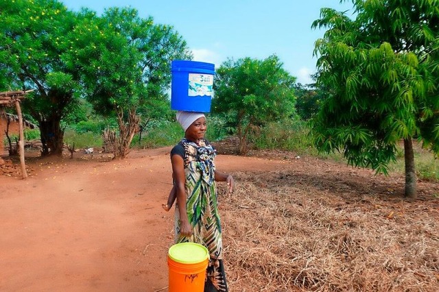 Eine junge Frau im Dorf Kicheba im Nor...it Infrastrukturmanahmen untersttzt.  | Foto: Josef-Vogt-Stiftung