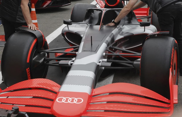 Audi wird 2026 in die Formel 1 einstei... Prozent der Anteile des Sauber-Teams.  | Foto: Olivier Matthys (dpa)