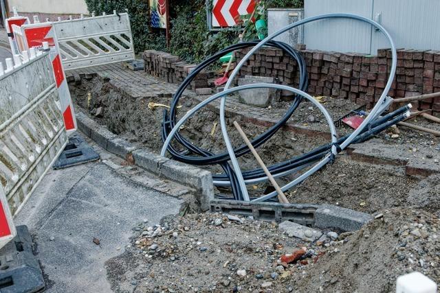 Glasfasernetz in Knigschaffhausen: Bis Ende Mrz sollen die Anschlsse in Betrieb gehen