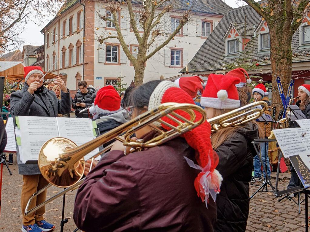 Erffnung des Weihnachtsmarkts in Kenzingen: Die Jungmusiker sorgten fr den musikalischen Rahmen.