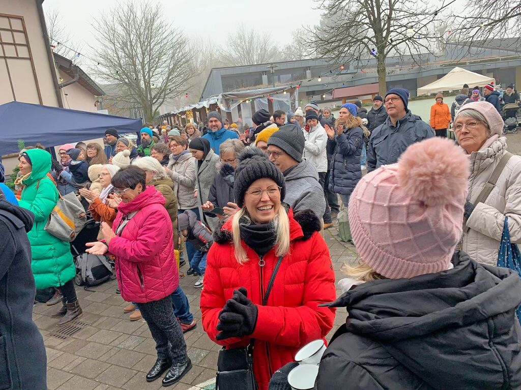 Beim Adventsmarkt in Neuershausen