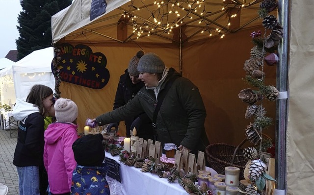 Beliebt bei der Jugend: der Stand des Kindergartens Murgtalmuse  | Foto: Hans-Jrgen Sackmann