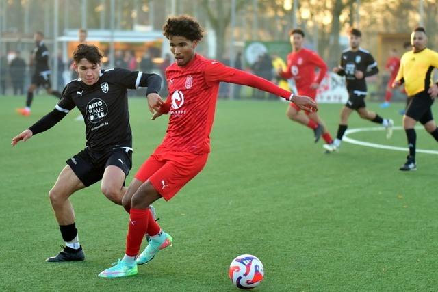 Der FC Auggen hat die Partie beim Freiburger FC im Griff