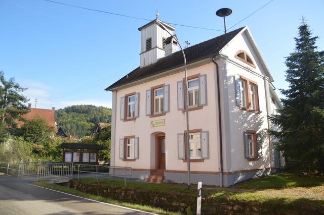 Das  Rathaus im Schopfheimer Ortsteil Enkenstein ist offenbar so gut wie verkauft