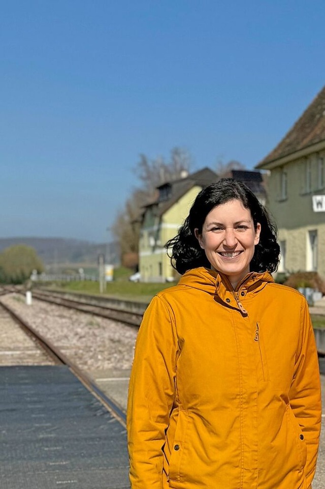 Die Landtagsabgeordnete Sarah Hagmann ...lanungskosten der Kandertal-S-Bahn an.  | Foto: Theresia Lindner