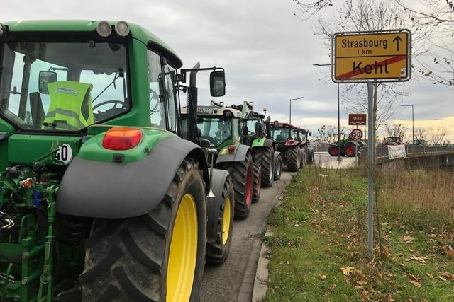 Bauern blockieren Europabrücke nach Frankreich