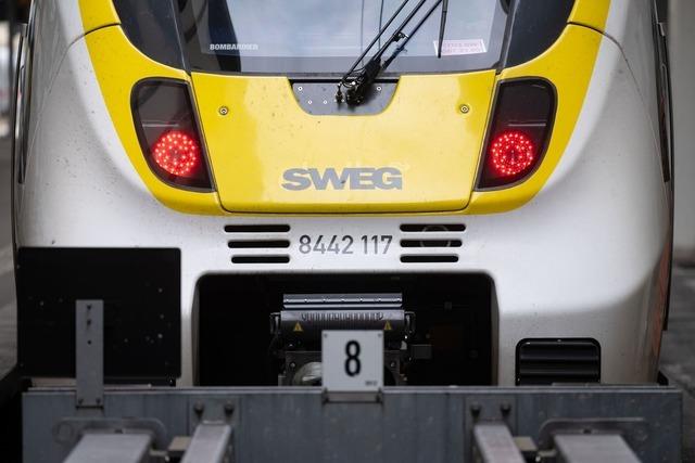 Warnstreiks bei Bussen und Bahnen bremsen viele Pendler aus