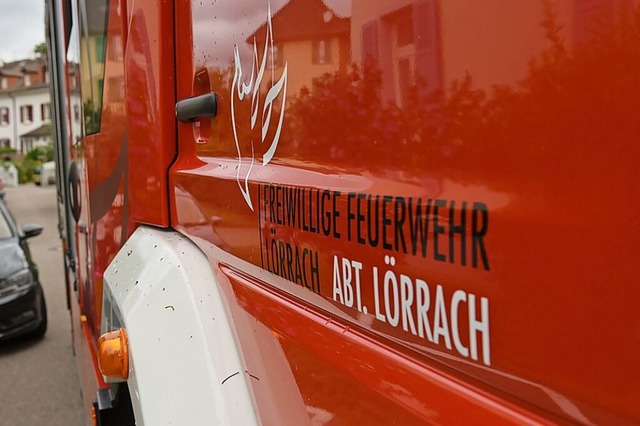 Die Lrracher Feuerwehr ist wegen eines Kaminbrands ausgerckt.  | Foto: Jonas Hirt