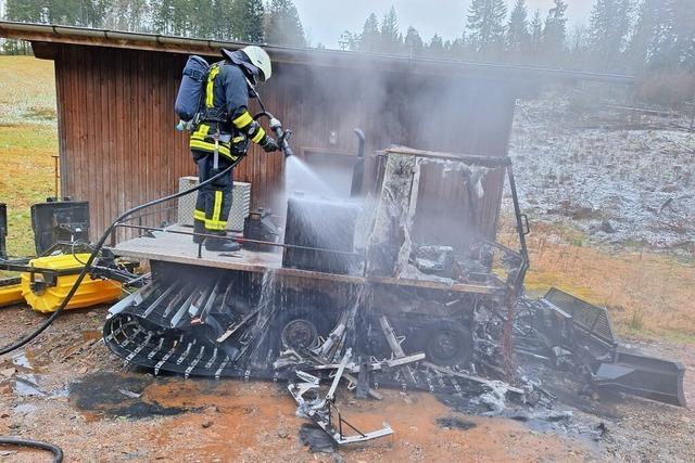 Fast verliert Husern seinen Skilift an die Flammen