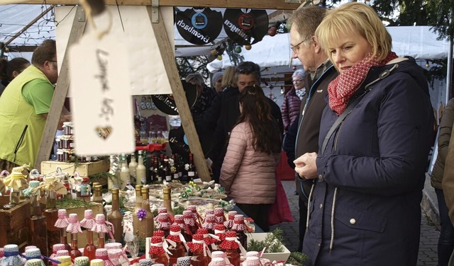 Der Brombacher Weihnachtsmarkt bietet ein reichhaltiges Angebot-  | Foto: Paul Schleer