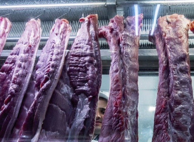 Fleisch aus Brasilien  | Foto: Cris Faga (dpa)