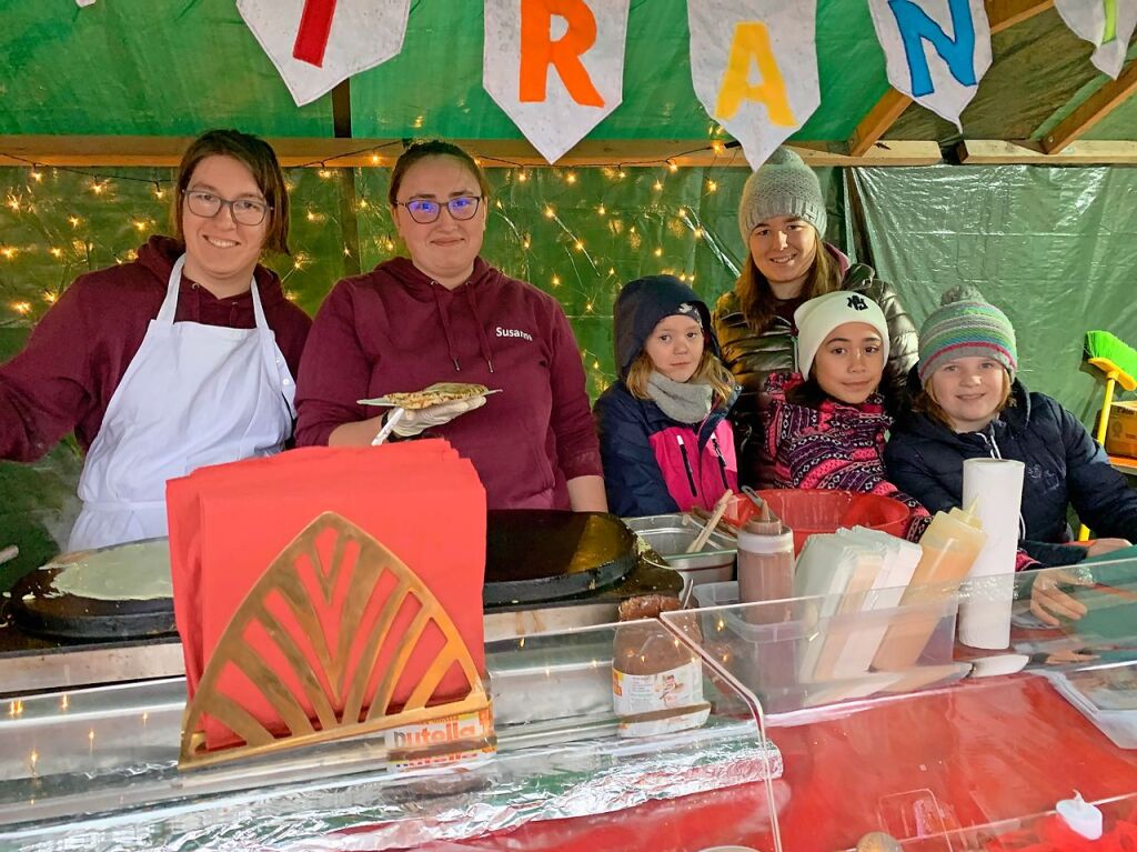 Gut besucht war der groe Weihnachtsmarkt mit seinen mehr als 65 Anbietern und einem bunten und vielfltigen Rahmenprogramm auf dem Umkircher Gutshof.