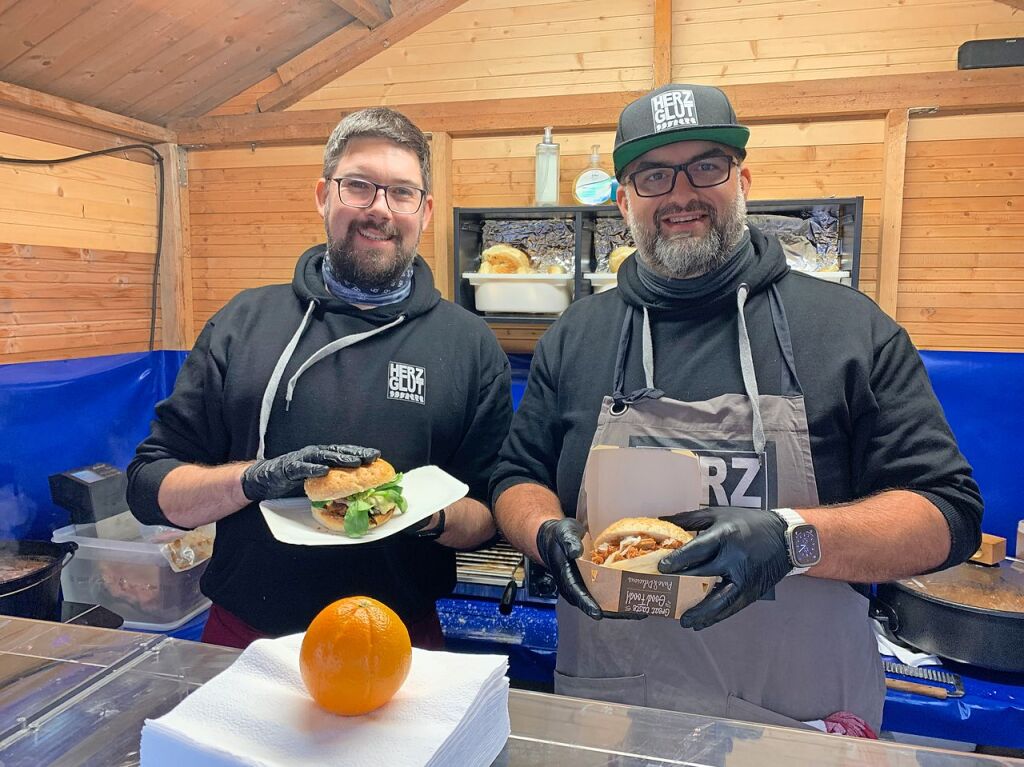 Gut besucht war der groe Weihnachtsmarkt mit seinen mehr als 65 Anbietern und einem bunten und vielfltigen Rahmenprogramm auf dem Umkircher Gutshof.