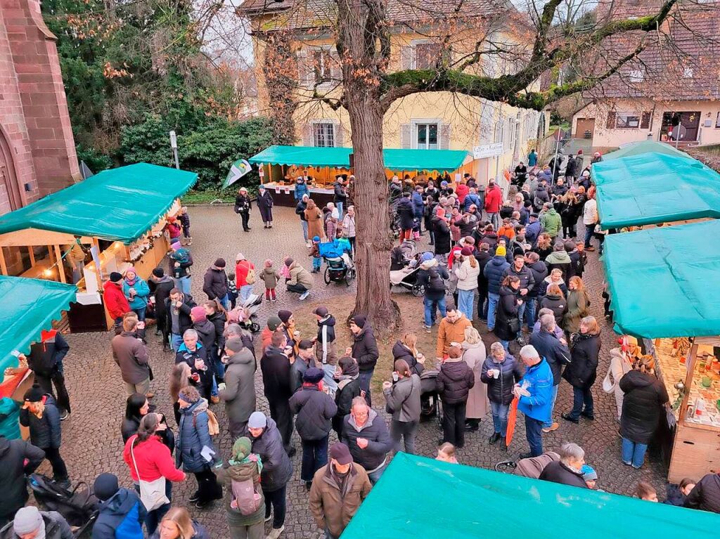 Idyllisch und nur sozialen Zwecken dienend:  der Eichstetter Weihnachtsmarkt.