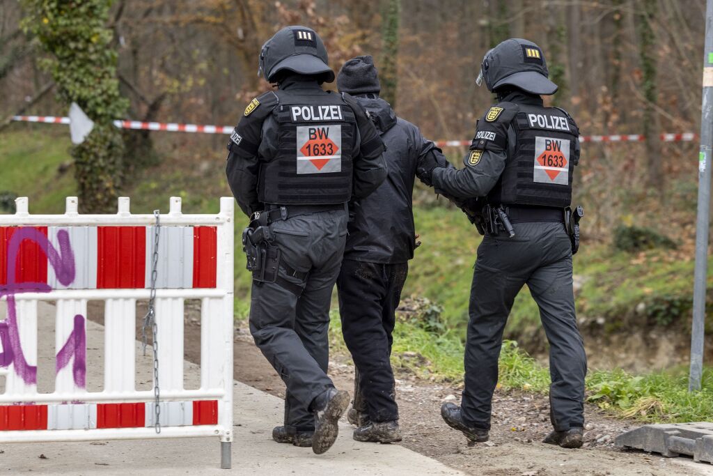 Rodung des Langmattenwldchens fr Freiburg-Dietenbach hat begonnen.