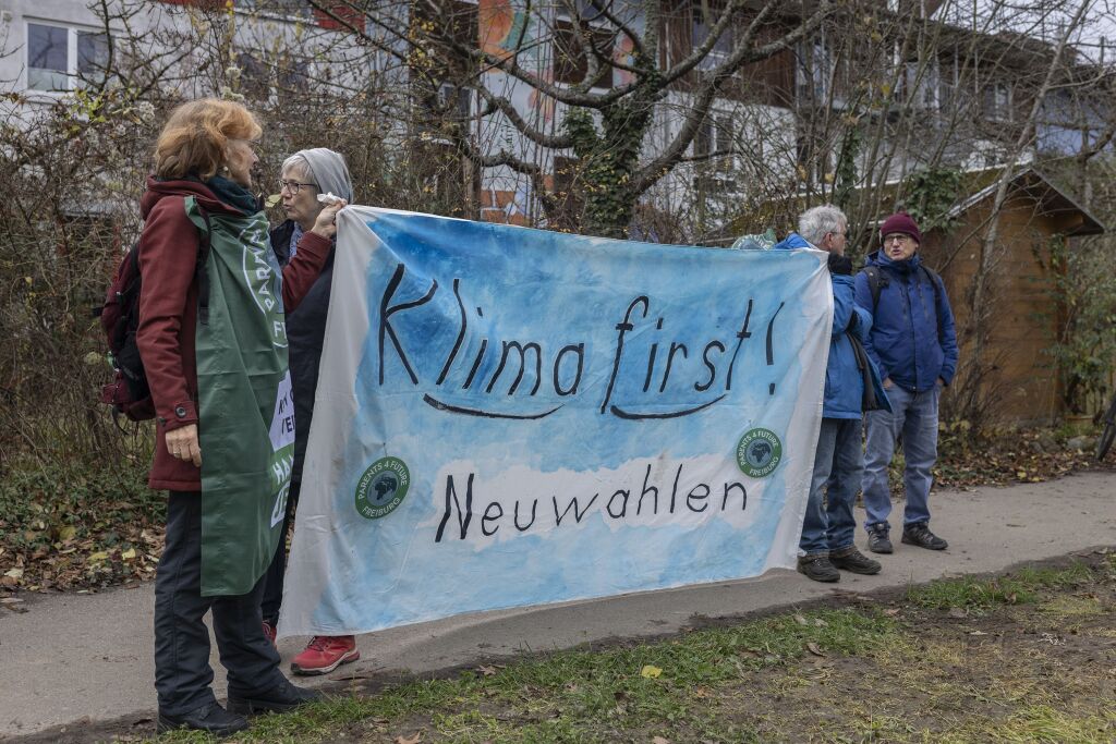 Rodung des Langmattenwldchens fr Freiburg-Dietenbach hat begonnen.