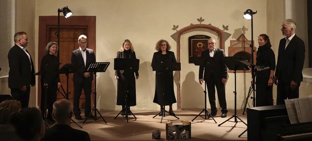 Vox cordis gibt beim Adventskonzert im...ssle Inhalte der ersten CD zum Besten.  | Foto: Juliana Eiland-Jung