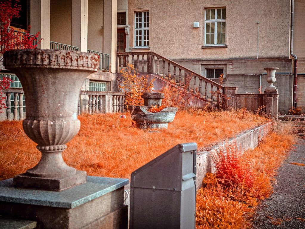 Das Sanssouci des Schwarzwaldes wird das neobarocke Sanatorium in St. Blasien genannt. Der denkmalgeschtzte Bau stand lange leer und soll nun bald saniert werden – ebenso wie der Sanagarten, der das markante Gebude umgibt.