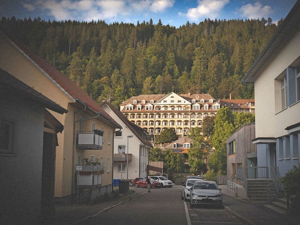 Das Sanssouci des Schwarzwaldes wird das neobarocke Sanatorium in St. Blasien genannt. Der denkmalgeschtzte Bau stand lange leer und soll nun bald saniert werden – ebenso wie der Sanagarten, der das markante Gebude umgibt.