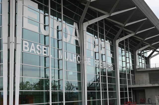 Dass der Flughafen Freiburg im Namen trgt,  ist ein Zeichen Goodwill.  | Foto: Jonas Hirt