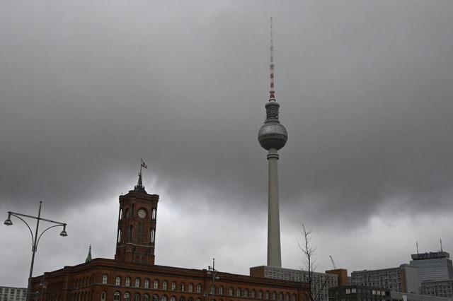 Die Germanistin Eva Horn kommt mit ihrem Buch "Klima – Eine Wahrnehmungsgeschichte" nach Freiburg