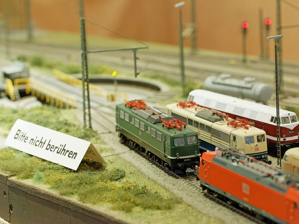 Viel zu entdecken und zu fotografieren gab es am Wochenende bei der Modelleisenbahn-Ausstellung der Eisenbahnfreunde Breisgau im Endinger Brgerhaus.