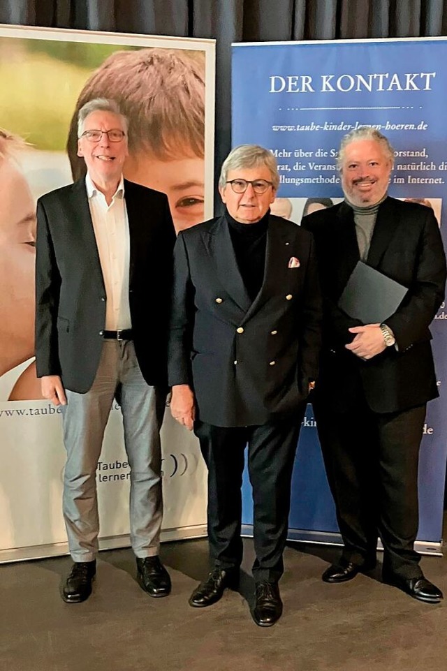 Benefizkonzert und Lesung:  Roland Las...s) und Pianist Helmut Lrscher (links)  | Foto: Frdergesellschaft  Taube Kinder lernen hren e.V. 