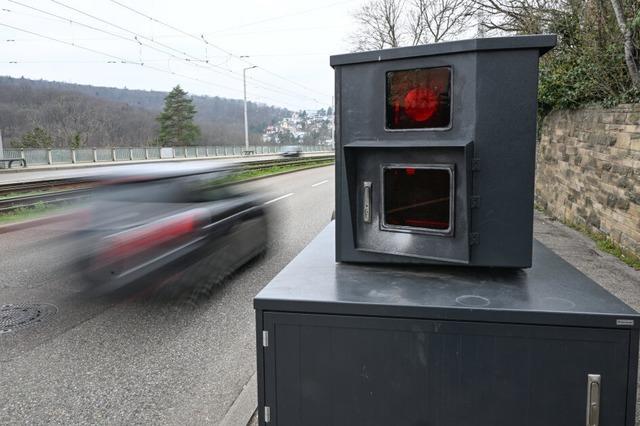 Kreis Lrrach ersetzt drittes Fahrzeug fr Tempokontrollen auf engem Raum