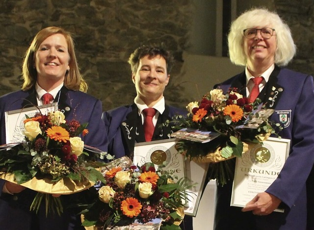 Geehrt wurden (von links): Sonja Kraus... Petra Sonnenmoser (beide Klarinette).  | Foto: Michelle Gntert