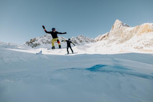 Der Lrracher Top-Snowboarder Leon Ulbricht startet in die Weltcup-Saison