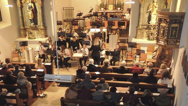 Am Samstag, 14. Dezember,  prsentiert...ingen ab 19 Uhr  sein  Kirchenkonzert.  | Foto: Musikverein Oberrimsingen