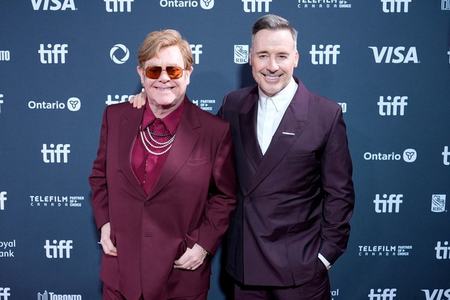 Beim Film "Elton John: Never Too Late"...nn des Popstars, David Furnish, Regie.  | Foto: Chris Pizzello/Invision/AP/dpa