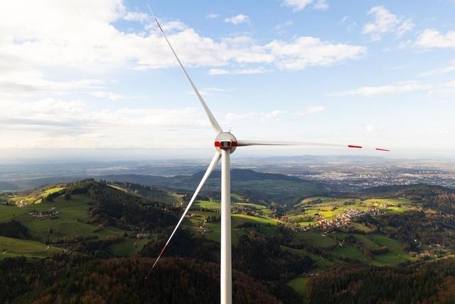 Das erste der neuen Windrder auf dem Freiburger Schauinsland ist ans Netz gegangen