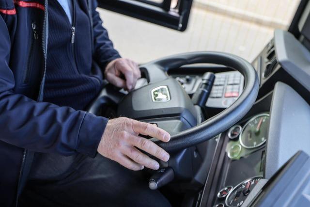 Falsch abbiegender Bus in Glottertal verwirrt Fahrgste