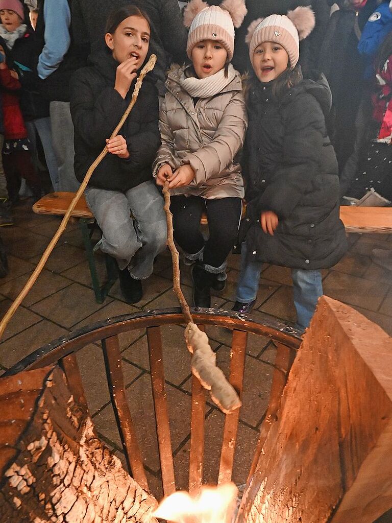 Gut besucht ist der Denzlinger Weihnachtsmarkt, der noch bis Sonntagabend zum Bummeln einldt.