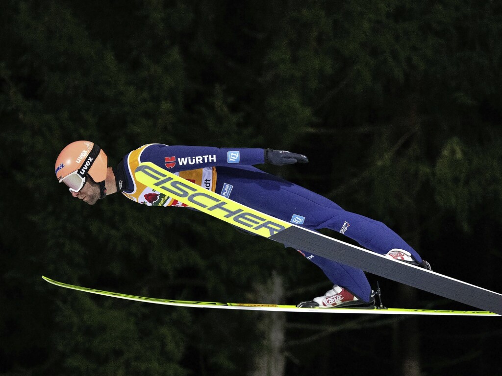 Der 34-jhrige Pius Paschke gewann mit Sprngen auf 144 und 138 Meter und hat seine Fhrung im Gesamtweltcup ausgebaut.