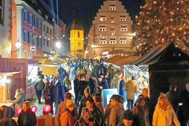 So war’s beim Endinger Weihnachtsmarkt am Wochenende