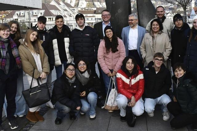 Schler schlagen Brcke nach Andalusien